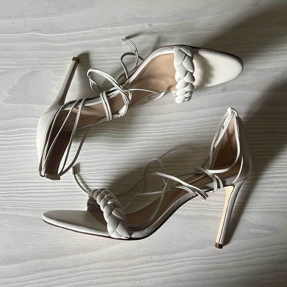Elegant Strappy Heel Sandals, FINAL PRICE - Picture 8 of 10